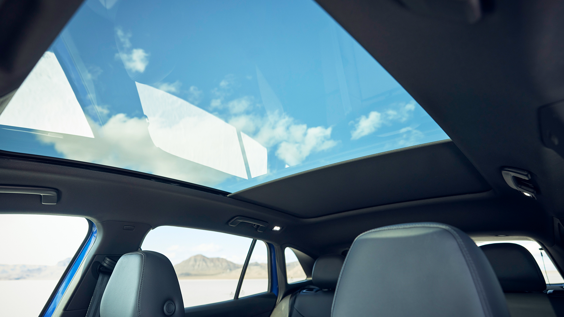 La nouvelle Volkswagen ID.4 2022 bientôt disponible chez L'Ange-Gardien Volkswagen à Québec